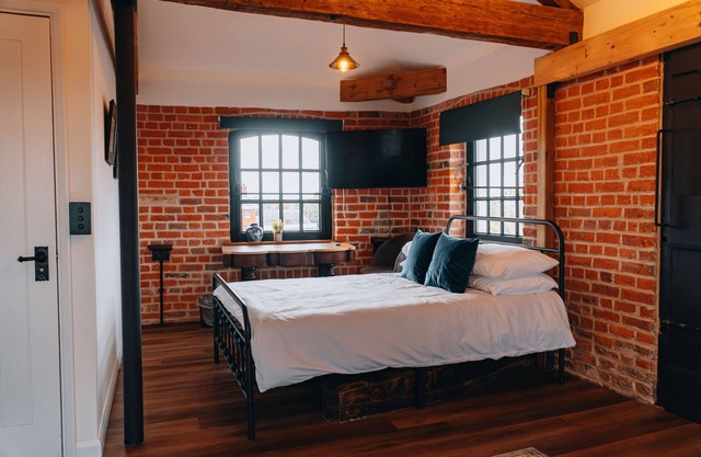 Salem Studio Apartment 4