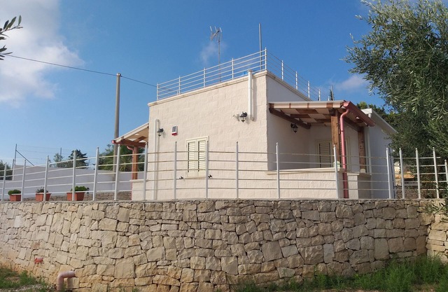 SALENTO - INDEPENDENT HOUSE 1.5 KM FROM THE SEA