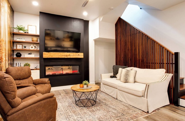 Sams Townhouse by central park-5 min to mohican