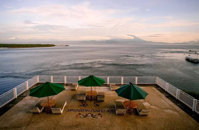 Samuh Sunset Hotel ( Grand Deluxe Twin Room )