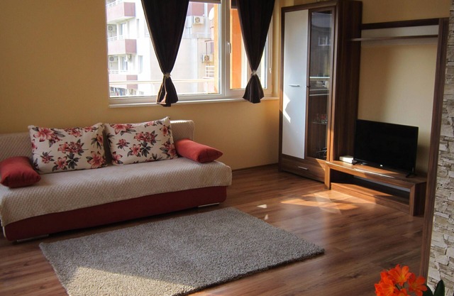 SAMY Apartment Pomorie