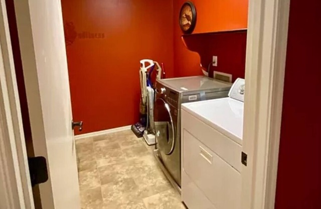 San friendly House 15 mins to downtown close to airport