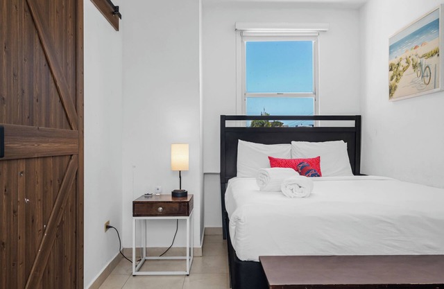 San Juan Luxury 2-BR Rental Near Ocean Park Sand