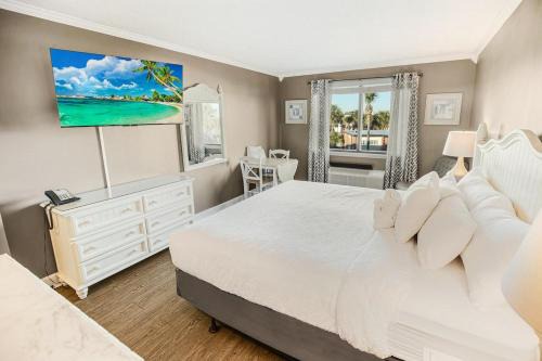 Sand and Sun Resort View King Room 3rd Floor