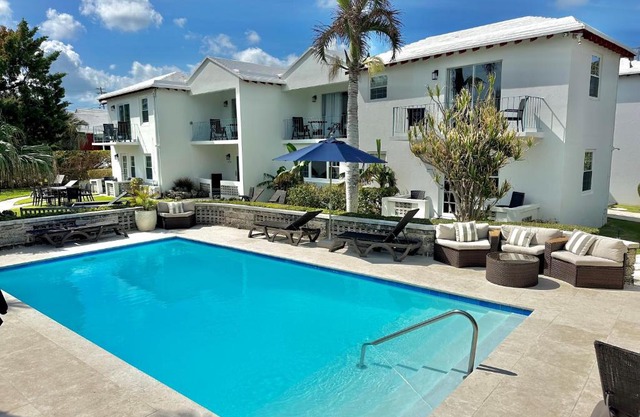 Sandpiper Apartments