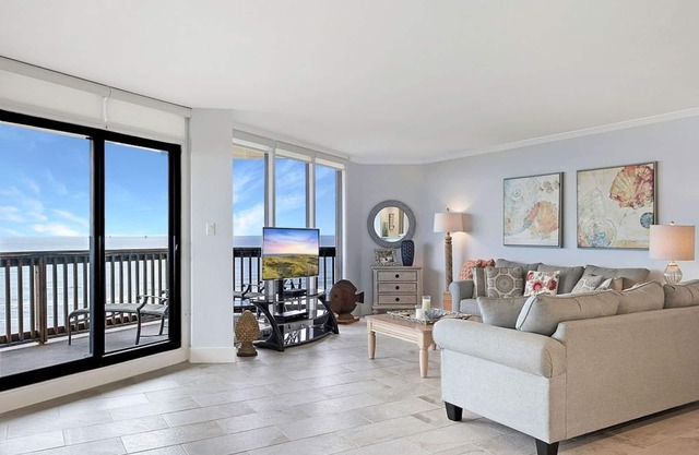Sandpiper Condominiums 505, Panoramic Gulf Views w/direct access to Mustang Island/Port A beaches.