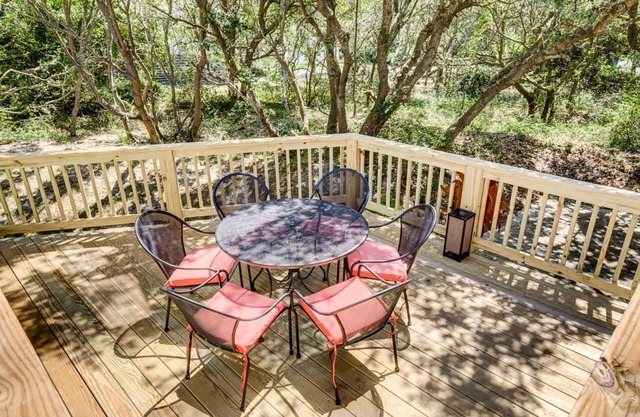 Sandy Shoals | 820 ft from the beach | Private Pool | Duck