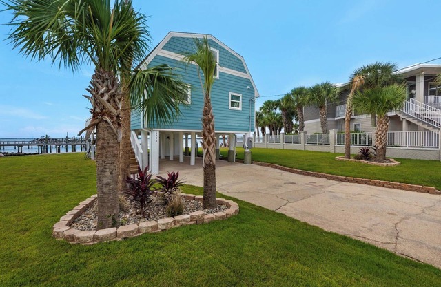 🏝️Sandy Sunset 🏝️ Soundfront 4BR Home | Two Decks w/Sunset Views | Boat Dock