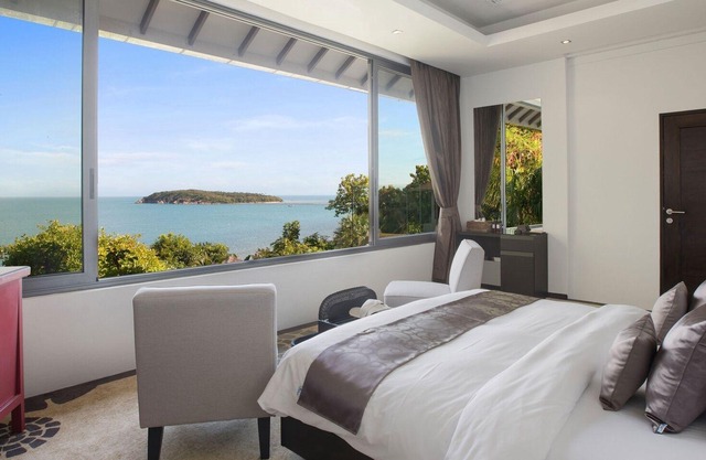 Sangsuri Beach Villa 1: Luxury Villa directly on ansecluded Beach | Chaweng