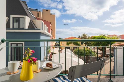 Santa Cruz I by An Island Apart