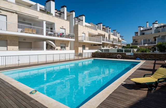 Santa Luzia Terrace Apartment (S31)