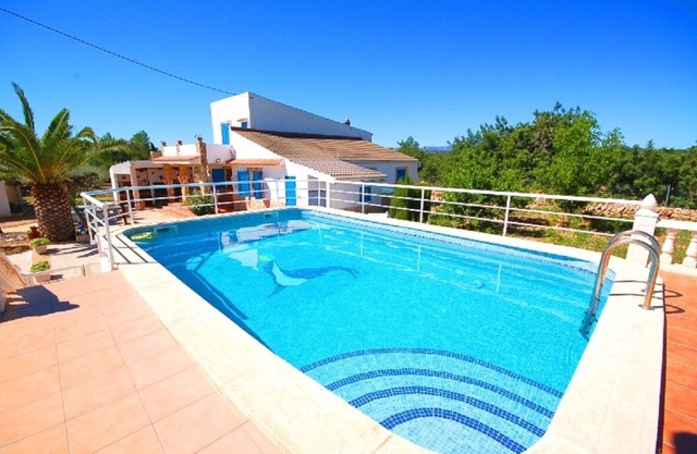 SAONA VILLAS (VN EVANA): villa for 6 people, private pool, wifi