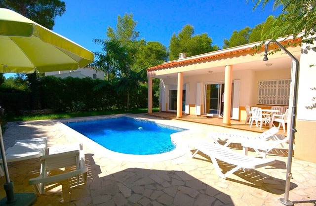 SAONA VILLAS (VN DO) : villa 6 personnes, 500 m de la mer, climatisation, wifi