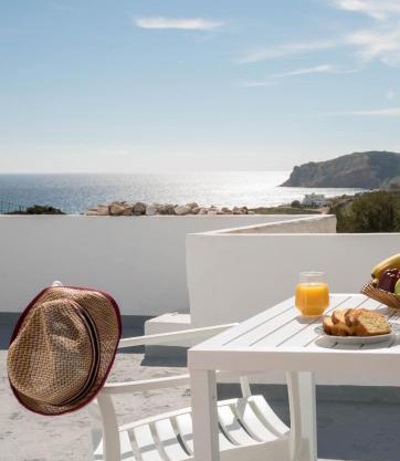 Sarantis Suites & Apartments