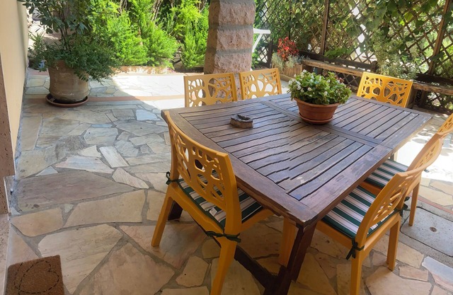 SARDINIA, SEA, SUN & RELAX IN HOUSE WITH PRIVATE GARDEN NEXT TO THE BEACH