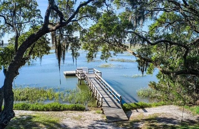 Savannah's Grandest Waterfront Stay - Bosch Huis