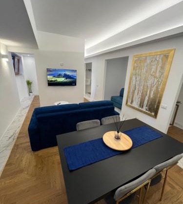 Savoia House, modern apartment near Villa Borghese