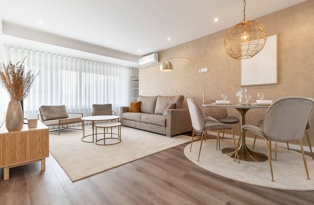 Savory Sage Apartment, Sete Rios, Lisbon