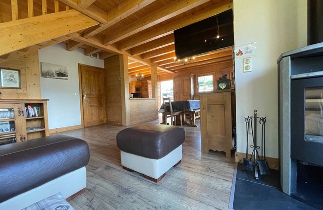 Savoyard Chalet with Garden, Wood Stove and WIFI