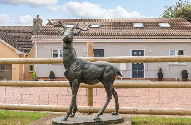 SAWTONS COTTAGE 1, pet friendly in Dawlish
