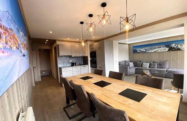 Schöne Wohnung von 70 m2 komplett renoviert, im Herzen von Val Thorens