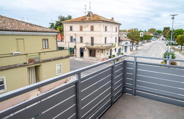 SE029 - Mondolfo, nuovo trilocale con balcone ed a/c