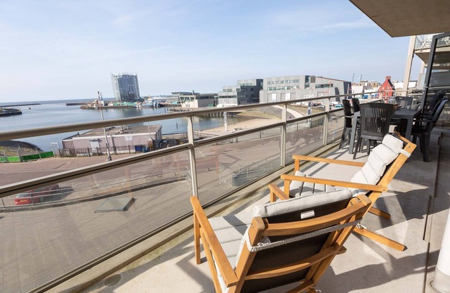 Sea-view Apartment in Den Haag near Beach
