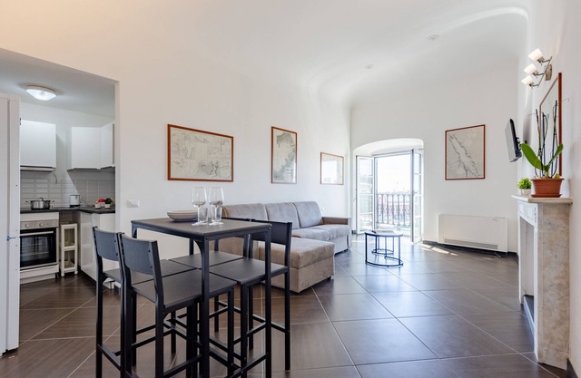 Sea View Apartment Next To Acquarium, Genova, Italy