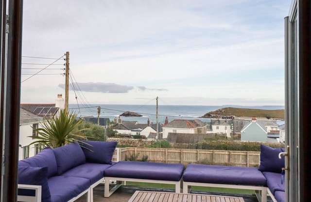 Sea View House