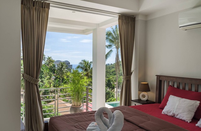 Sea view, sunrise, - beautiful private pool villa, Chaweng Noi Beach Samui