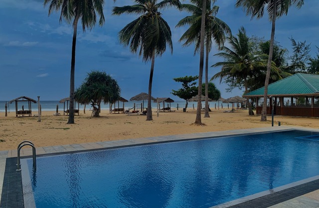Sea Way Hotel