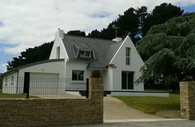 Seaside house 300 m from the beach