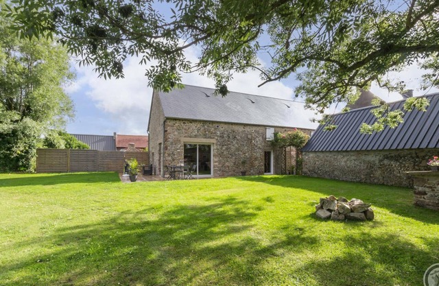 Seaside house with garden in Anneville-sur-Mer