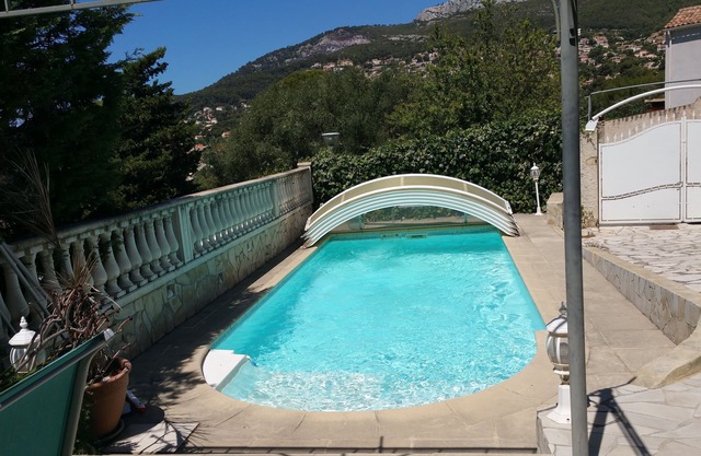 Seasonal rental villa with pool