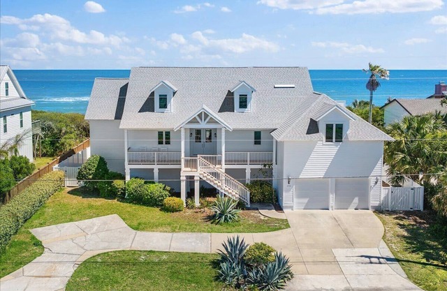 Seawatch | Wren Beach Rentals by Portoro