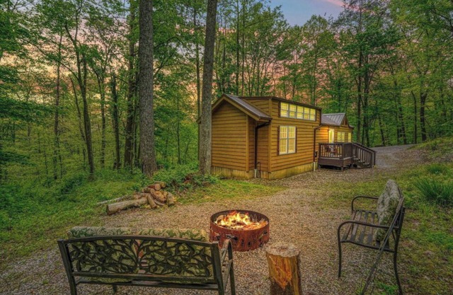 Secluded cottage 3 miles from Old Man's Cave