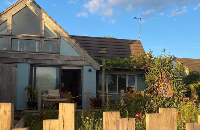 Secluded Cottage With Estuary Views East and West