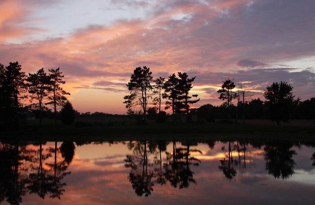 Secluded Lodge with Private Lake Minutes from St. Louis