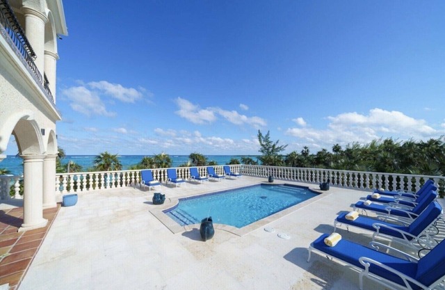 Secluded Private Pink-Sand Beach-Front Grand 3-Home Mediterranean Estate w/Pool