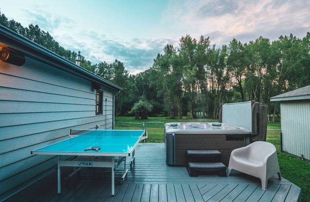 Secluded Smart Home- 4K Movie Theater