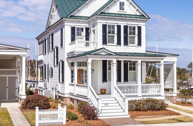 Second Wind is a Pet Friendly "Home away from Home Retreat"