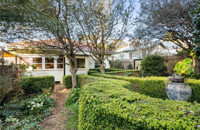Secret Garden Cottage