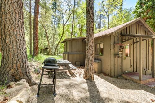 Sedona Vacation Rental On-Site Hiking and Fishing!