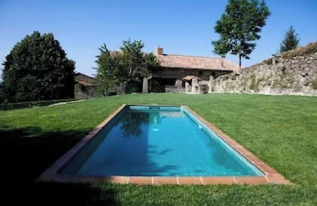 Self catering Mas Quintana de Ciuret for 35 people