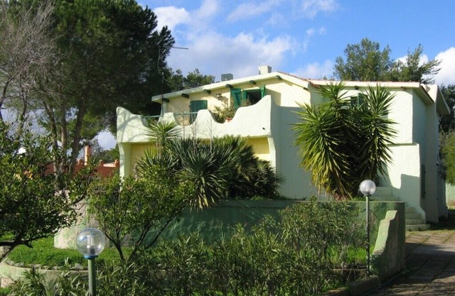 Semi-detached house with separate entrances