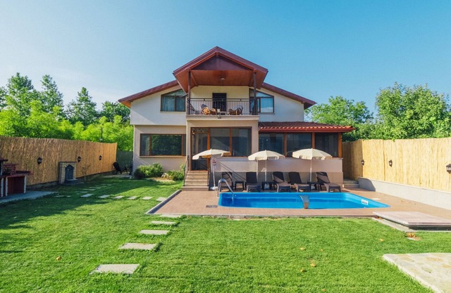 Sepetçi Göl Evi on Sapanca Lake, Kartepe Eşme Kocaeli, Tourism Facility No.21780