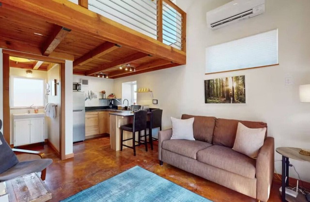 Sequoia Cottage