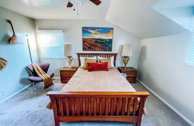 Serene 4-bedroom house with WiFi in Inglewood