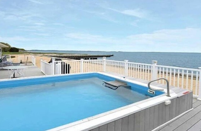 Serene Seascape: Heated Pool, Private Beach & Dock