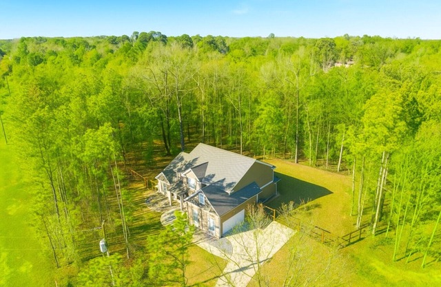 Serene Stay | 4BR, Pets, Board Games, Near Golf!